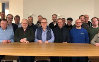 Besucher einer Veranstaltung der Stadtwerke in haltern am See haben sich zum Foto