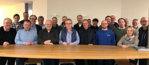 Besucher einer Veranstaltung der Stadtwerke in haltern am See haben sich zum Foto